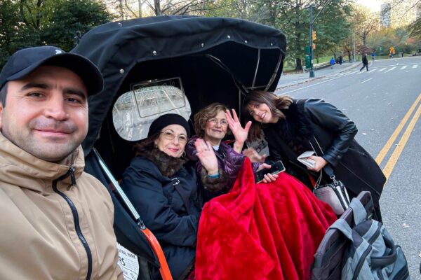 Classic Tour 4 Big Stops. With stories about the park from your guide